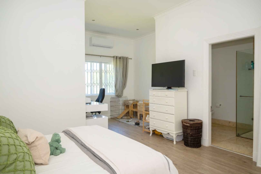 5 Bedroom Property for Sale in Walmer Eastern Cape